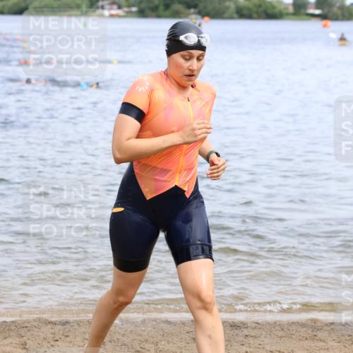 16.06.2024 - 26. Vierlanden-Triathlon Strokosch-Dieckow http://msf.ph/oto/6338854 16.06.2024 11:17:00 Schwimmen 477, 482, 485, 549, 586, 591, 637, 477, 482, 485, 549, 586, 591, 637 meine-sportfotos.de