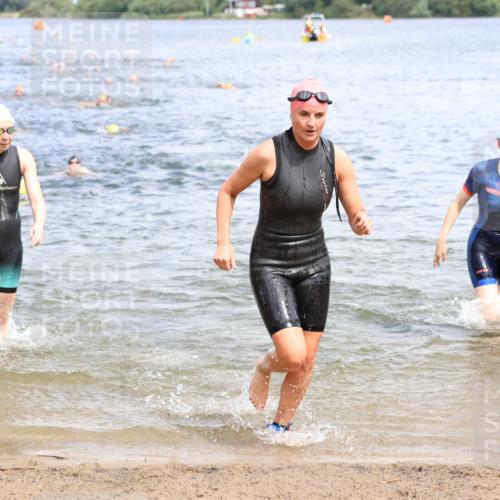 16.06.2024 - 26. Vierlanden-Triathlon Strokosch-Dieckow http://msf.ph/oto/6338893 16.06.2024 11:17:59 Schwimmen 479, 507, 589, 596, 615, 616, 620, 479, 507, 589, 596, 615, 616, 620 meine-sportfotos.de