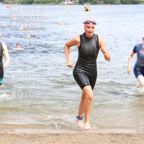 16.06.2024 - 26. Vierlanden-Triathlon Strokosch-Dieckow http://msf.ph/oto/6338894 16.06.2024 11:17:59 Schwimmen 479, 507, 589, 596, 615, 616, 620, 479, 507, 589, 596, 615, 616, 620 meine-sportfotos.de