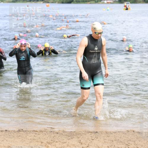 16.06.2024 - 26. Vierlanden-Triathlon Strokosch-Dieckow http://msf.ph/oto/6338897 16.06.2024 11:18:01 Schwimmen 479, 507, 511, 583, 589, 596, 615, 616, 620, 479, 507, 511, 583, 589, 596, 615, 616, 620 meine-sportfotos.de