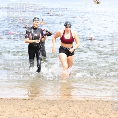 16.06.2024 - 26. Vierlanden-Triathlon Strokosch-Dieckow http://msf.ph/oto/6338911 16.06.2024 11:18:13 Schwimmen 479, 511, 523, 566, 583, 589, 595, 615, 616, 619, 631, 479, 511, 523, 566, 583, 589, 595, 615, 616, 619, 631 meine-sportfotos.de