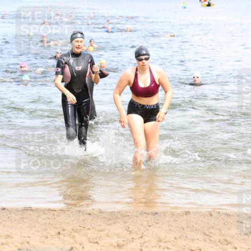 16.06.2024 - 26. Vierlanden-Triathlon Strokosch-Dieckow http://msf.ph/oto/6338912 16.06.2024 11:18:13 Schwimmen 479, 511, 523, 566, 583, 589, 595, 615, 616, 619, 631, 479, 511, 523, 566, 583, 589, 595, 615, 616, 619, 631 meine-sportfotos.de