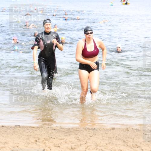 16.06.2024 - 26. Vierlanden-Triathlon Strokosch-Dieckow http://msf.ph/oto/6338913 16.06.2024 11:18:14 Schwimmen 479, 511, 523, 566, 583, 589, 595, 615, 616, 619, 631, 479, 511, 523, 566, 583, 589, 595, 615, 616, 619, 631 meine-sportfotos.de