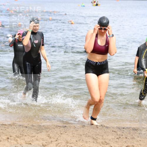 16.06.2024 - 26. Vierlanden-Triathlon Strokosch-Dieckow http://msf.ph/oto/6338915 16.06.2024 11:18:15 Schwimmen 479, 511, 523, 566, 583, 589, 592, 595, 615, 616, 619, 631, 479, 511, 523, 566, 583, 589, 592, 595, 615, 616, 619, 631 meine-sportfotos.de