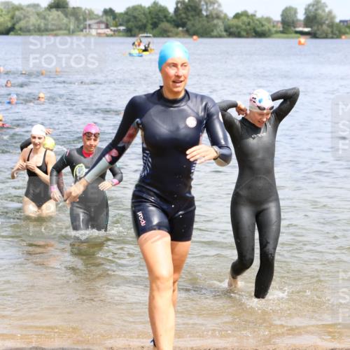 16.06.2024 - 26. Vierlanden-Triathlon Strokosch-Dieckow http://msf.ph/oto/6338931 16.06.2024 11:18:28 Schwimmen 475, 481, 562, 566, 582, 585, 592, 595, 619, 629, 631, 475, 481, 562, 566, 582, 585, 592, 595, 619, 629, 631 meine-sportfotos.de