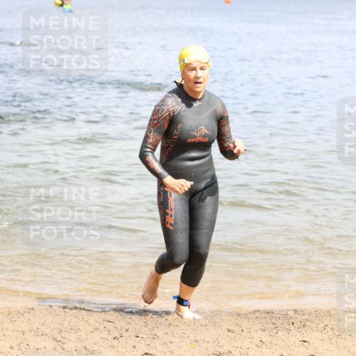 16.06.2024 - 26. Vierlanden-Triathlon Strokosch-Dieckow http://msf.ph/oto/6338945 16.06.2024 11:18:35 Schwimmen 475, 481, 486, 490, 493, 562, 582, 585, 592, 629, 475, 481, 486, 490, 493, 562, 582, 585, 592, 629 meine-sportfotos.de