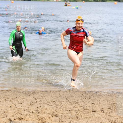 16.06.2024 - 26. Vierlanden-Triathlon Strokosch-Dieckow http://msf.ph/oto/6338963 16.06.2024 11:18:50 Schwimmen 486, 490, 491, 493, 529, 565, 576, 598, 618, 633, 486, 490, 491, 493, 529, 565, 576, 598, 618, 633 meine-sportfotos.de