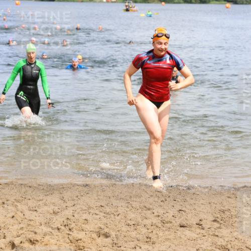 16.06.2024 - 26. Vierlanden-Triathlon Strokosch-Dieckow http://msf.ph/oto/6338964 16.06.2024 11:18:50 Schwimmen 486, 490, 491, 493, 529, 565, 576, 598, 618, 633, 486, 490, 491, 493, 529, 565, 576, 598, 618, 633 meine-sportfotos.de