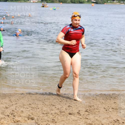 16.06.2024 - 26. Vierlanden-Triathlon Strokosch-Dieckow http://msf.ph/oto/6338967 16.06.2024 11:18:51 Schwimmen 490, 491, 493, 529, 565, 576, 598, 618, 633, 490, 491, 493, 529, 565, 576, 598, 618, 633 meine-sportfotos.de