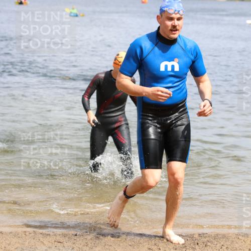 16.06.2024 - 26. Vierlanden-Triathlon Strokosch-Dieckow http://msf.ph/oto/6338985 16.06.2024 11:19:08 Schwimmen 557, 578, 598, 612, 630, 557, 578, 598, 612, 630 meine-sportfotos.de