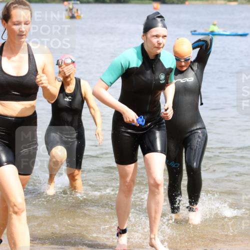 16.06.2024 - 26. Vierlanden-Triathlon Strokosch-Dieckow http://msf.ph/oto/6339050 16.06.2024 11:19:59 Schwimmen 498, 501, 515, 517, 539, 547, 553, 554, 572, 573, 575, 588, 623, 632, 498, 501, 515, 517, 539, 547, 553, 554, 572, 573, 575, 588, 623, 632 meine-sportfotos.de