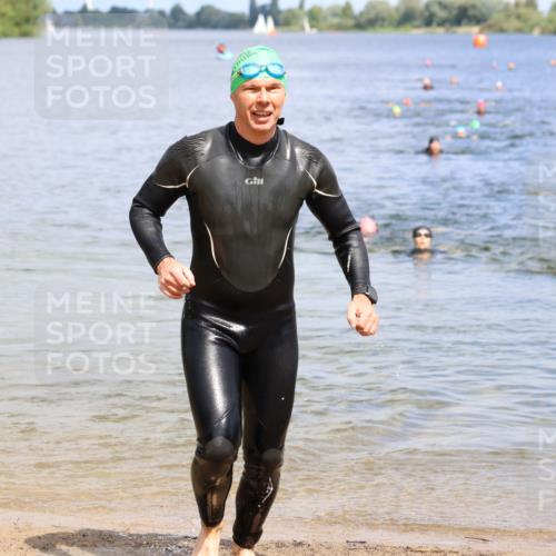 16.06.2024 - 26. Vierlanden-Triathlon Strokosch-Dieckow http://msf.ph/oto/6339055 16.06.2024 11:20:08 Schwimmen 444, 498, 515, 517, 539, 547, 553, 572, 573, 575, 588, 623, 632, 444, 498, 515, 517, 539, 547, 553, 572, 573, 575, 588, 623, 632 meine-sportfotos.de