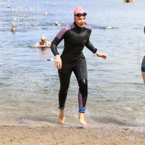 16.06.2024 - 26. Vierlanden-Triathlon Strokosch-Dieckow http://msf.ph/oto/6339072 16.06.2024 11:20:21 Schwimmen 444, 524, 546, 551, 561, 444, 524, 546, 551, 561 meine-sportfotos.de