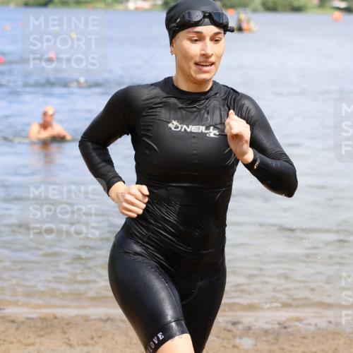 16.06.2024 - 26. Vierlanden-Triathlon Strokosch-Dieckow http://msf.ph/oto/6339076 16.06.2024 11:20:23 Schwimmen 444, 524, 546, 551, 561, 444, 524, 546, 551, 561 meine-sportfotos.de