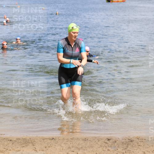 16.06.2024 - 26. Vierlanden-Triathlon Strokosch-Dieckow http://msf.ph/oto/6339100 16.06.2024 11:21:11 Schwimmen 495, 571, 495, 571 meine-sportfotos.de