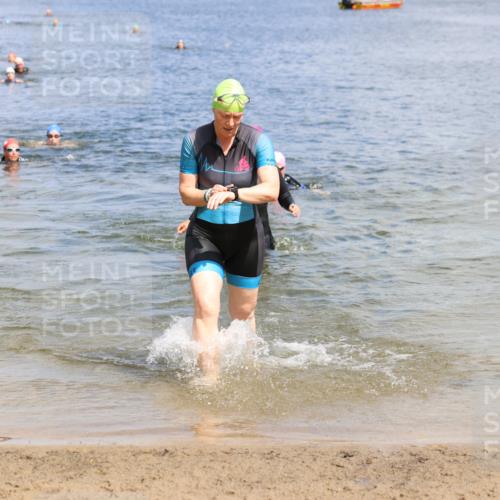 16.06.2024 - 26. Vierlanden-Triathlon Strokosch-Dieckow http://msf.ph/oto/6339102 16.06.2024 11:21:11 Schwimmen 495, 571, 495, 571 meine-sportfotos.de