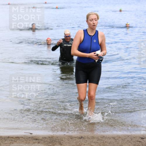 16.06.2024 - 26. Vierlanden-Triathlon Strokosch-Dieckow http://msf.ph/oto/6339121 16.06.2024 11:21:56 Schwimmen 552, 552 meine-sportfotos.de
