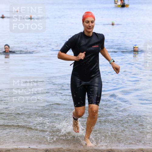16.06.2024 - 26. Vierlanden-Triathlon Strokosch-Dieckow http://msf.ph/oto/6339132 16.06.2024 11:22:11 Schwimmen 488, 636, 488, 636 meine-sportfotos.de