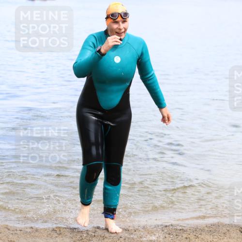 16.06.2024 - 26. Vierlanden-Triathlon Strokosch-Dieckow http://msf.ph/oto/6339160 16.06.2024 11:23:25 Schwimmen 613, 634, 613, 634 meine-sportfotos.de