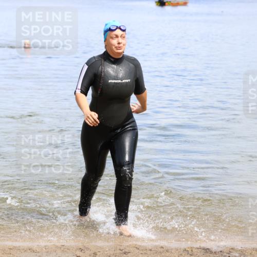 16.06.2024 - 26. Vierlanden-Triathlon Strokosch-Dieckow http://msf.ph/oto/6339167 16.06.2024 11:23:30 Schwimmen 613, 614, 634, 613, 614, 634 meine-sportfotos.de
