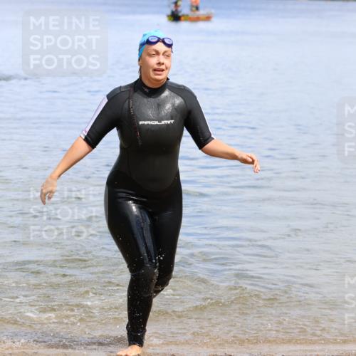 16.06.2024 - 26. Vierlanden-Triathlon Strokosch-Dieckow http://msf.ph/oto/6339171 16.06.2024 11:23:30 Schwimmen 613, 614, 634, 613, 614, 634 meine-sportfotos.de