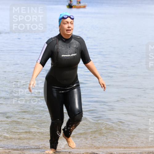 16.06.2024 - 26. Vierlanden-Triathlon Strokosch-Dieckow http://msf.ph/oto/6339172 16.06.2024 11:23:30 Schwimmen 613, 614, 634, 613, 614, 634 meine-sportfotos.de