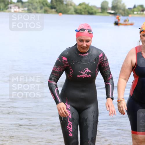 16.06.2024 - 26. Vierlanden-Triathlon Strokosch-Dieckow http://msf.ph/oto/6339184 16.06.2024 11:24:06 Schwimmen 528, 574, 528, 574 meine-sportfotos.de