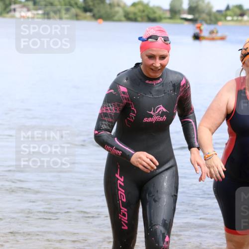16.06.2024 - 26. Vierlanden-Triathlon Strokosch-Dieckow http://msf.ph/oto/6339185 16.06.2024 11:24:06 Schwimmen 528, 574, 528, 574 meine-sportfotos.de