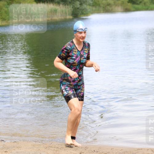 16.06.2024 - 26. Vierlanden-Triathlon Strokosch-Dieckow http://msf.ph/oto/6339197 16.06.2024 11:25:22 Schwimmen 535, 535 meine-sportfotos.de