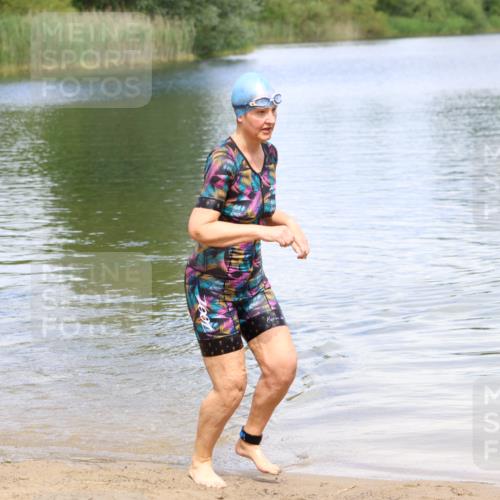 16.06.2024 - 26. Vierlanden-Triathlon Strokosch-Dieckow http://msf.ph/oto/6339199 16.06.2024 11:25:22 Schwimmen 535, 535 meine-sportfotos.de