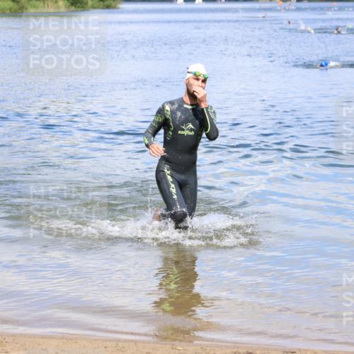 16.06.2024 - 26. Vierlanden-Triathlon Strokosch-Dieckow http://msf.ph/oto/6339225 16.06.2024 11:52:30 Schwimmen 664, 676, 664, 676 meine-sportfotos.de