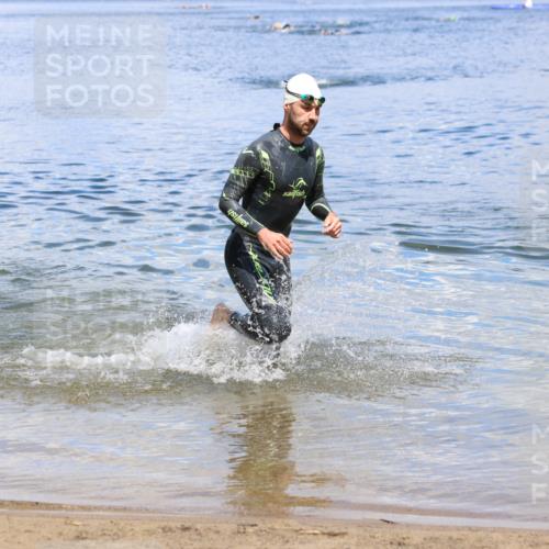 16.06.2024 - 26. Vierlanden-Triathlon Strokosch-Dieckow http://msf.ph/oto/6339226 16.06.2024 11:52:31 Schwimmen 664, 676, 664, 676 meine-sportfotos.de