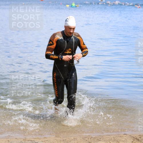 16.06.2024 - 26. Vierlanden-Triathlon Strokosch-Dieckow http://msf.ph/oto/6339236 16.06.2024 11:52:36 Schwimmen 664, 676, 664, 676 meine-sportfotos.de