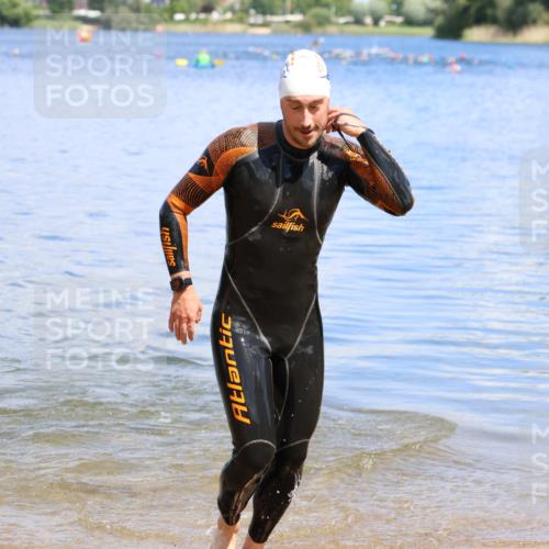 16.06.2024 - 26. Vierlanden-Triathlon Strokosch-Dieckow http://msf.ph/oto/6339243 16.06.2024 11:52:37 Schwimmen 664, 676, 664, 676 meine-sportfotos.de
