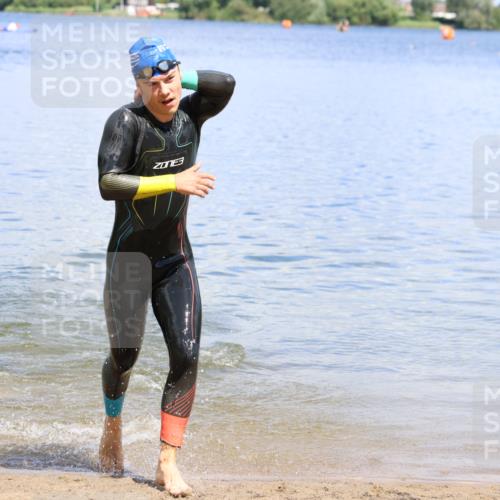 16.06.2024 - 26. Vierlanden-Triathlon Strokosch-Dieckow http://msf.ph/oto/6339254 16.06.2024 11:53:05 Schwimmen 693, 693 meine-sportfotos.de