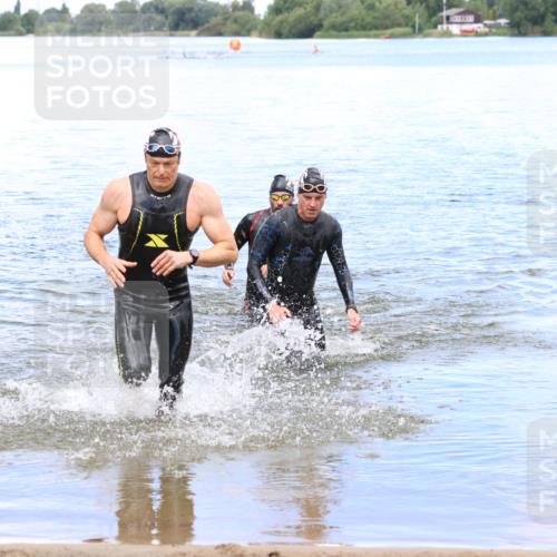16.06.2024 - 26. Vierlanden-Triathlon Strokosch-Dieckow http://msf.ph/oto/6341772 16.06.2024 13:14:41 Schwimmen  meine-sportfotos.de
