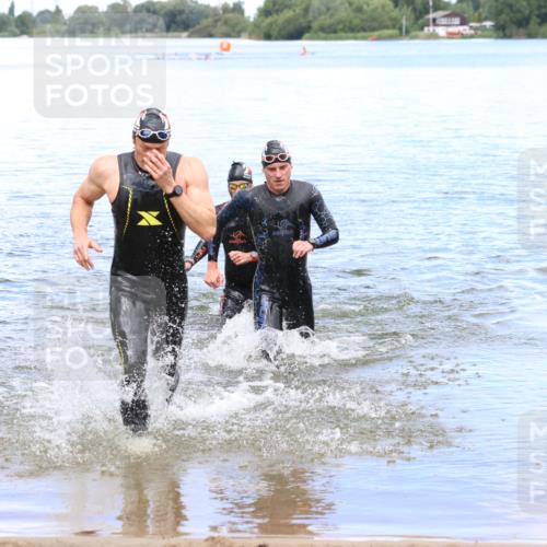 16.06.2024 - 26. Vierlanden-Triathlon Strokosch-Dieckow http://msf.ph/oto/6341776 16.06.2024 13:14:42 Schwimmen  meine-sportfotos.de