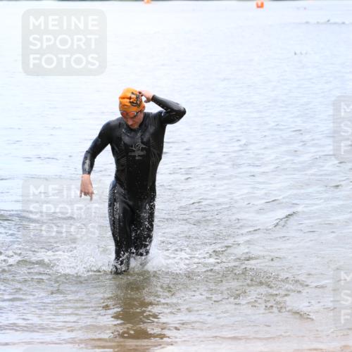16.06.2024 - 26. Vierlanden-Triathlon Strokosch-Dieckow http://msf.ph/oto/6341781 16.06.2024 13:07:17 Schwimmen  meine-sportfotos.de