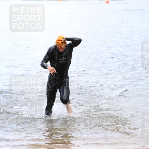 16.06.2024 - 26. Vierlanden-Triathlon Strokosch-Dieckow http://msf.ph/oto/6341783 16.06.2024 13:07:17 Schwimmen  meine-sportfotos.de