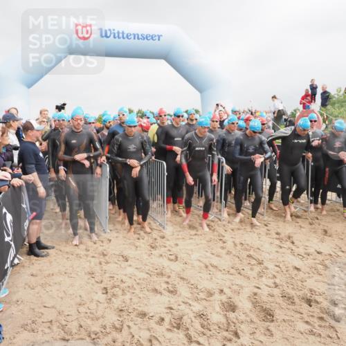 23.06.2024 - Viking Triathlon MichiJ http://msf.ph/oto/6341956 23.06.2024 10:01:46 Schwimmen 58, 164, 245, 260, 276, 300, 363, 385, 454, 621, 640, 654, 663 meine-sportfotos.de