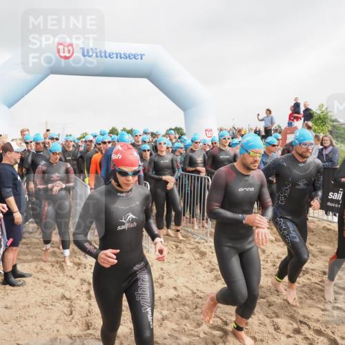 23.06.2024 - Viking Triathlon MichiJ http://msf.ph/oto/6342133 23.06.2024 10:03:17 Schwimmen 40, 105, 116, 182, 185, 273, 275, 299, 304, 323, 402, 409, 415, 450, 497, 533, 611 meine-sportfotos.de