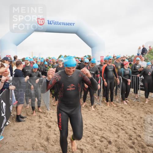 23.06.2024 - Viking Triathlon MichiJ http://msf.ph/oto/6342217 23.06.2024 10:04:08 Schwimmen 27, 35, 38, 65, 152, 161, 171, 220, 294, 332, 344, 347, 419, 445, 455, 462, 603, 614 meine-sportfotos.de