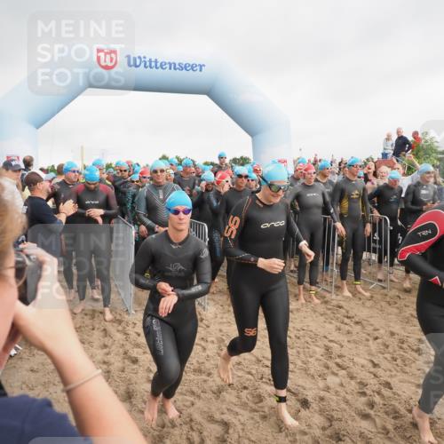 23.06.2024 - Viking Triathlon MichiJ http://msf.ph/oto/6342219 23.06.2024 10:04:12 Schwimmen 38, 65, 152, 174, 220, 251, 294, 332, 347, 419, 445, 455, 603, 614, 639 meine-sportfotos.de