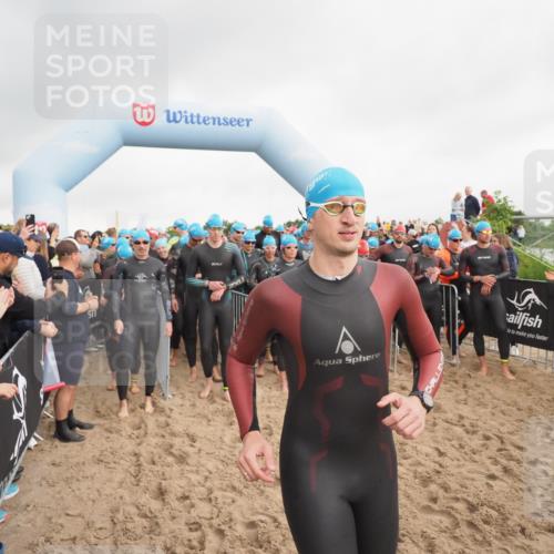 23.06.2024 - Viking Triathlon MichiJ http://msf.ph/oto/6342274 23.06.2024 10:04:47 Schwimmen 64, 135, 140, 148, 196, 205, 206, 262, 309, 322, 343, 351, 420, 435, 442, 543, 641, 649 meine-sportfotos.de