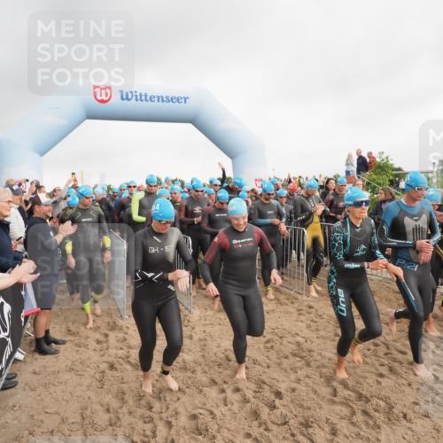 23.06.2024 - Viking Triathlon MichiJ http://msf.ph/oto/6342299 23.06.2024 10:05:01 Schwimmen 77, 166, 184, 188, 239, 253, 264, 366, 437, 475, 489, 537, 622, 632 meine-sportfotos.de