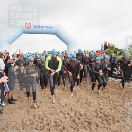 23.06.2024 - Viking Triathlon MichiJ http://msf.ph/oto/6342315 23.06.2024 10:05:11 Schwimmen 28, 63, 163, 188, 208, 239, 286, 317, 375, 398, 403, 459, 618 meine-sportfotos.de