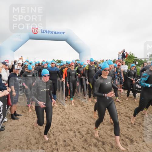 23.06.2024 - Viking Triathlon MichiJ http://msf.ph/oto/6342363 23.06.2024 10:05:37 Schwimmen 15, 17, 123, 195, 202, 277, 288, 314, 381, 390, 413, 414, 429, 447, 532 meine-sportfotos.de