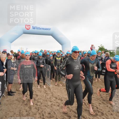 23.06.2024 - Viking Triathlon MichiJ http://msf.ph/oto/6342509 23.06.2024 10:06:48 Schwimmen 45, 49, 109, 156, 165, 170, 222, 243, 244, 281, 356, 391, 418, 439, 448, 519, 536, 635 meine-sportfotos.de