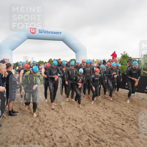 23.06.2024 - Viking Triathlon MichiJ http://msf.ph/oto/6342605 23.06.2024 10:07:26 Schwimmen 57, 85, 92, 159, 179, 213, 248, 315, 411, 540, 629 meine-sportfotos.de
