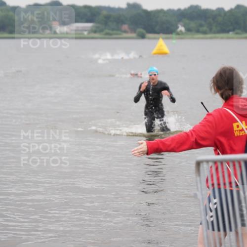 23.06.2024 - Viking Triathlon MichiJ http://msf.ph/oto/6342659 23.06.2024 10:24:52 Schwimmen 2 meine-sportfotos.de